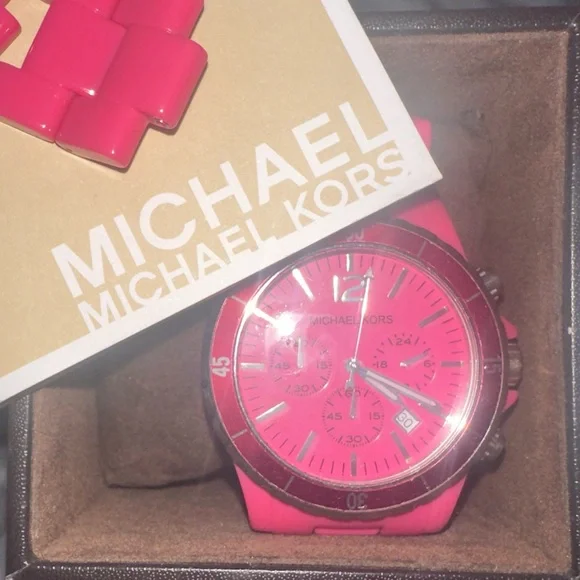 Michael Kors Hot Pink Linked Watch - Picture 1 of 6